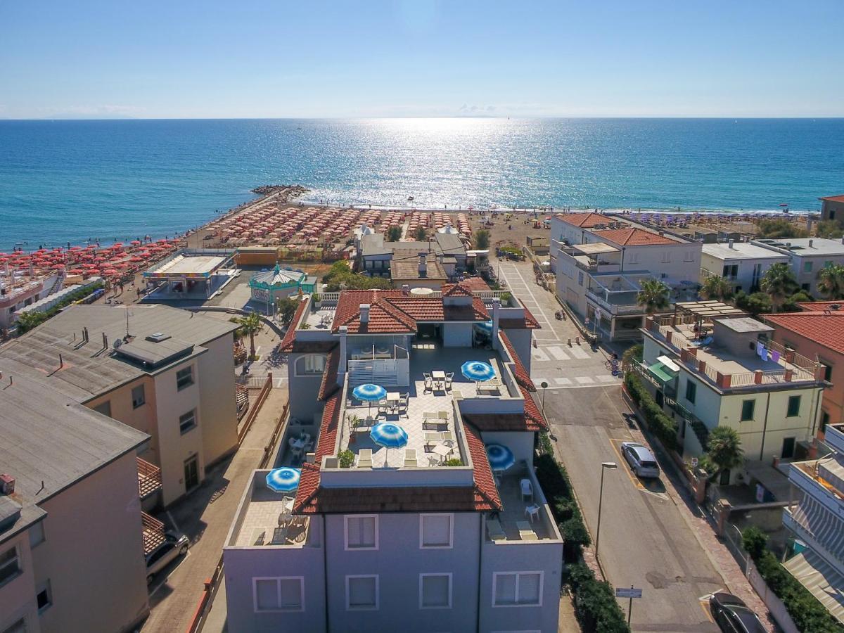 Hg Hotel Il Settebello Marina di Cecina Buitenkant foto