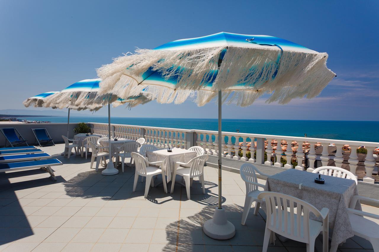 Hg Hotel Il Settebello Marina di Cecina Buitenkant foto